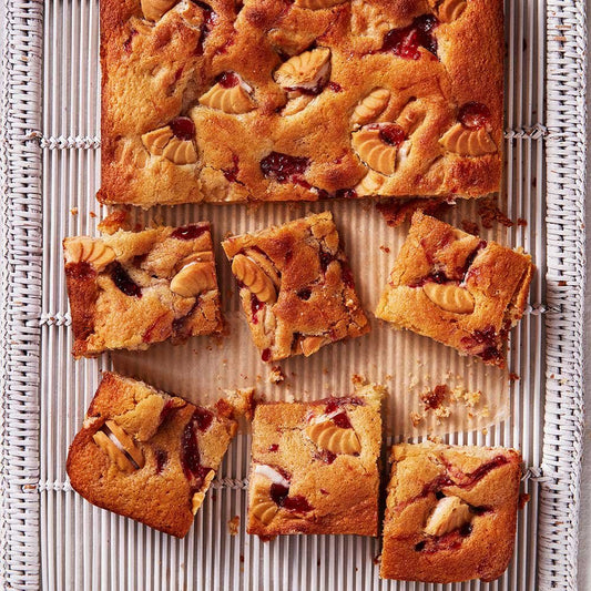Jammy Biscuit Blondies