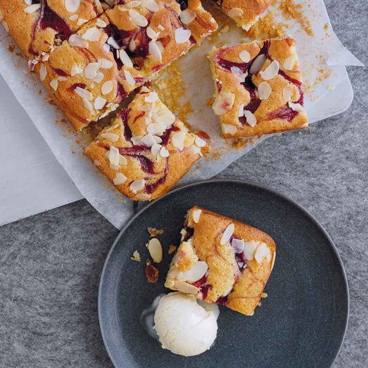 Hot Bakewell Blondies