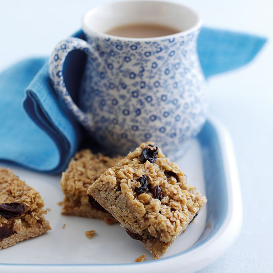 ,Cinnamon & Raisin Flapjacks,