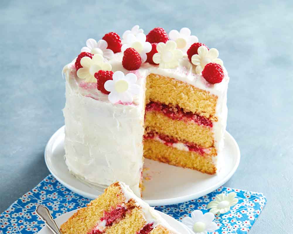 Almond & Raspberry Celebration Cake