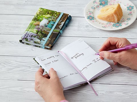 Pocket Diary & Notebook Set Pocket Diary & Notebook Set