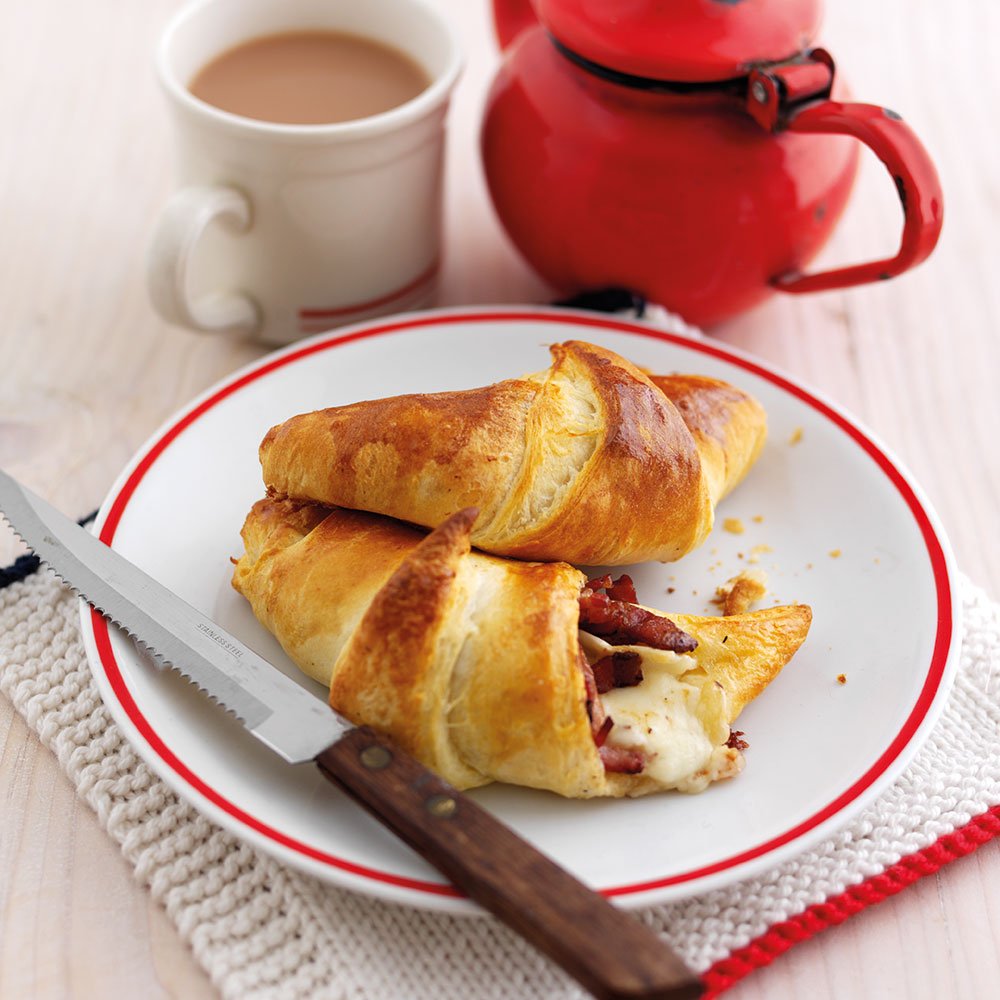 Bacon-Brie-Croissants